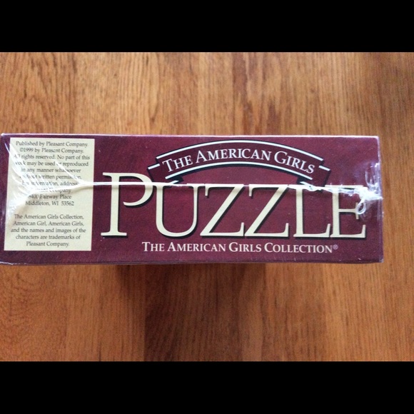 Vintage American Girls Jigsaw & 5 Metal Badges/pin - Picture 12 of 13